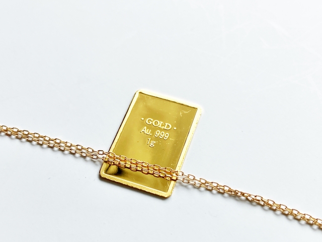 金価格5,000ドル突破が示す通貨不信の時代｜実物資産の本当の価値とは？